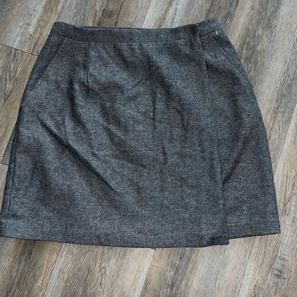 The Limited Dresses & Skirts - The Limited vintage gray skirt wool blend pockets size 8 EUC